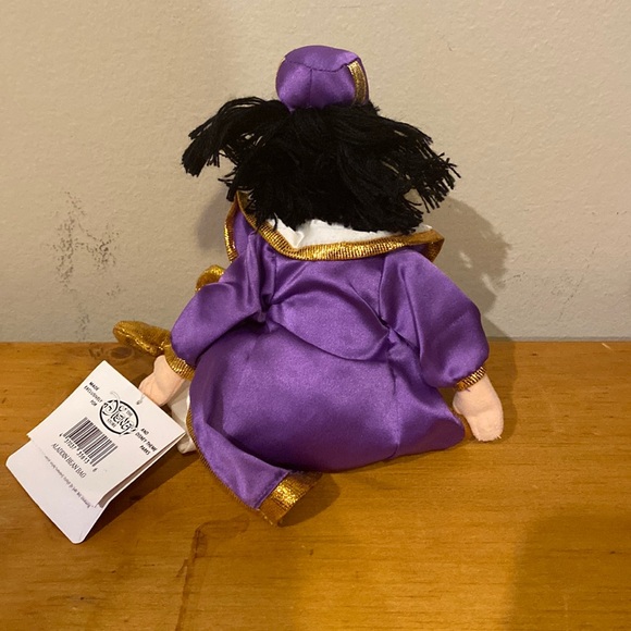The Disney Store Aladdin Bean Bag Plush NWT Approx 9-10" - Picture 3 of 8